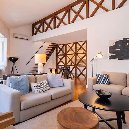 Charming 3Bdr Duplex In City Center By Lovelystay Лісабон Екстер'єр фото