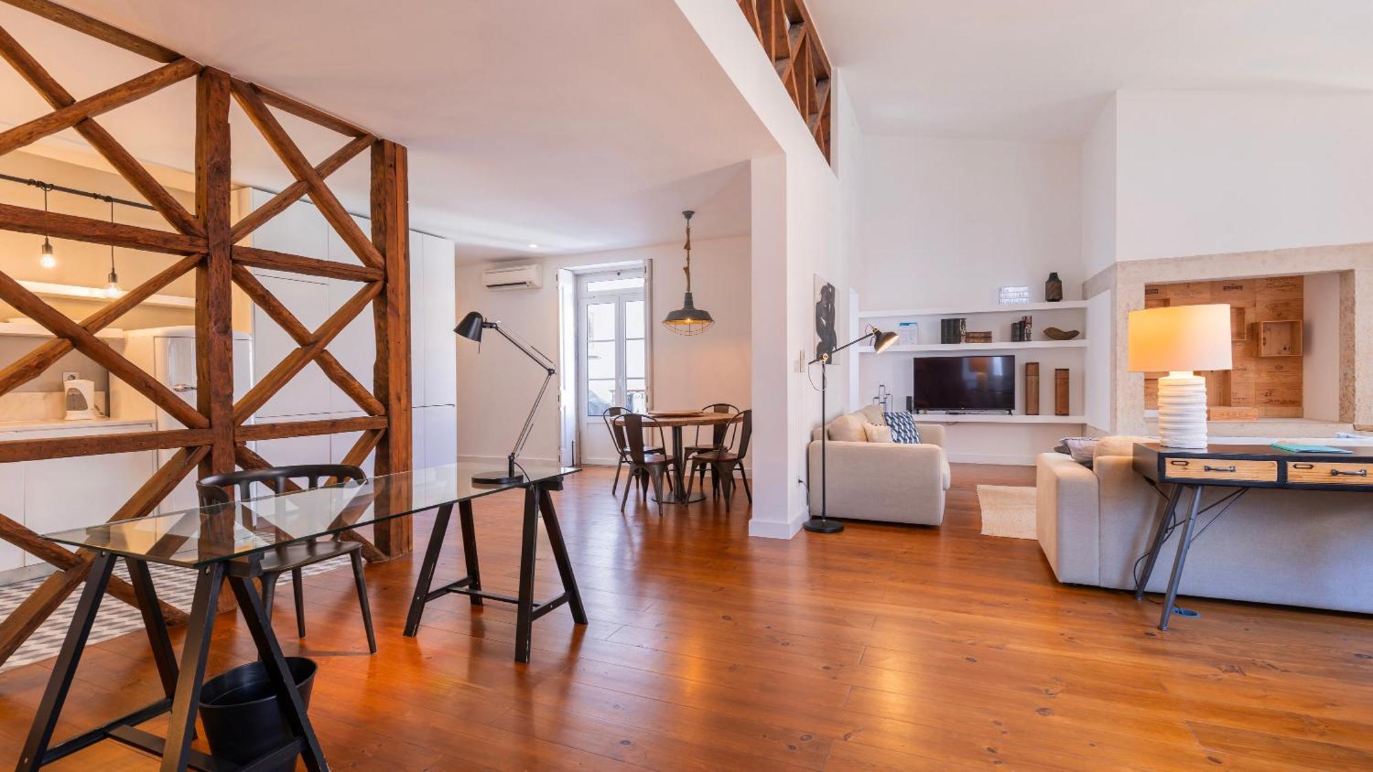 Charming 3Bdr Duplex In City Center By Lovelystay Лісабон Екстер'єр фото