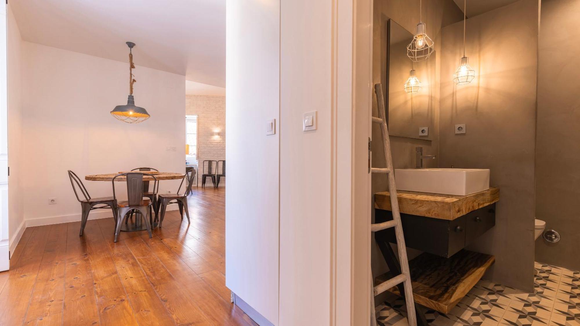 Charming 3Bdr Duplex In City Center By Lovelystay Лісабон Екстер'єр фото
