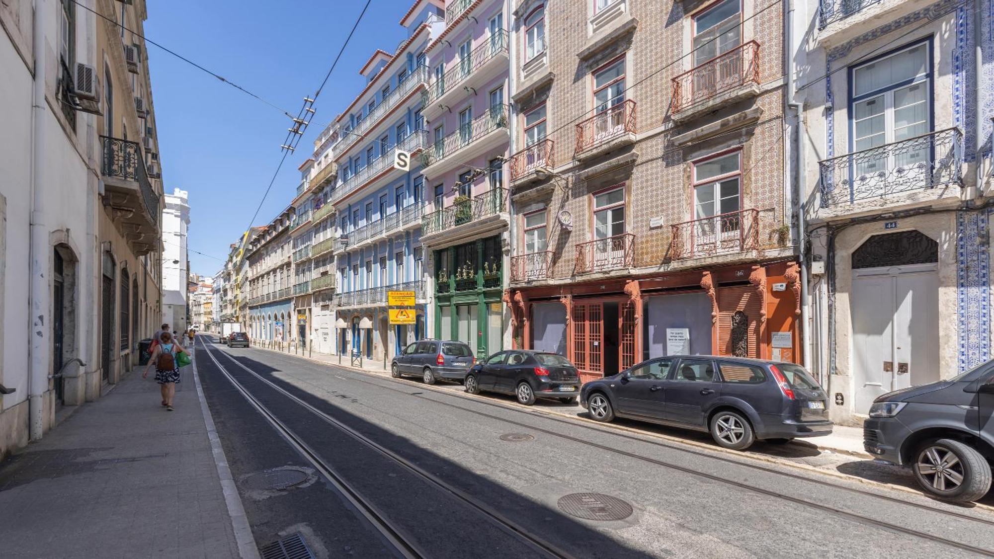 Charming 3Bdr Duplex In City Center By Lovelystay Лісабон Екстер'єр фото